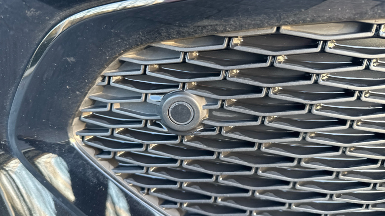 Jaguar F-Pace 2.0 D200 R-Dynamic Black 5dr Auto AWD Diesel Estate